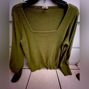 Green shirt